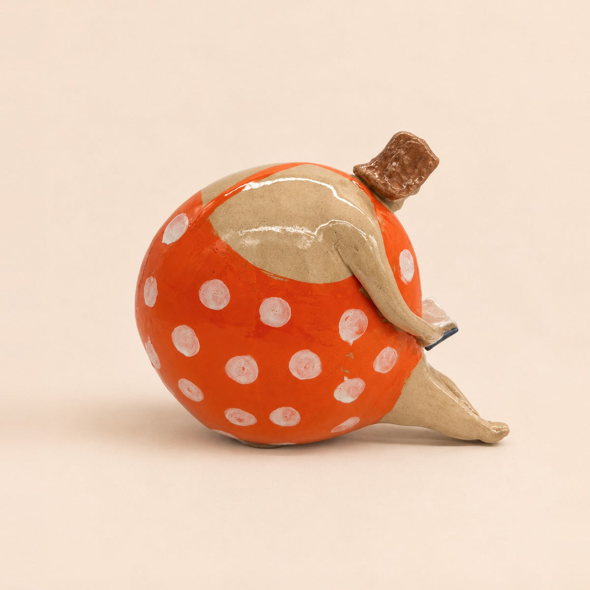 Martina lectora · naranja (L)